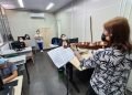 Violinista da Orquestra Amazonas Filarmônica faz apresentação especial para servidores da SES-AM