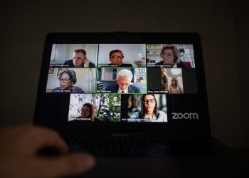 Critério da anterioridade de abertura de matrícula é adotado para resolver controvérsia em registro de imóveis