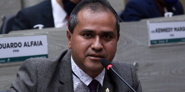 Daniel Vasconcelos ressalta a importância da realização do concurso da Semsa