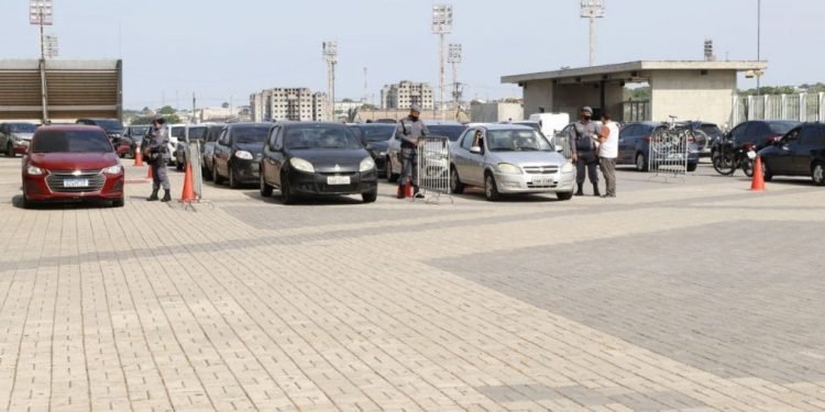 Vacina Amazonas: mutirão inicia com estrutura completa em três grandes pontos de Manaus