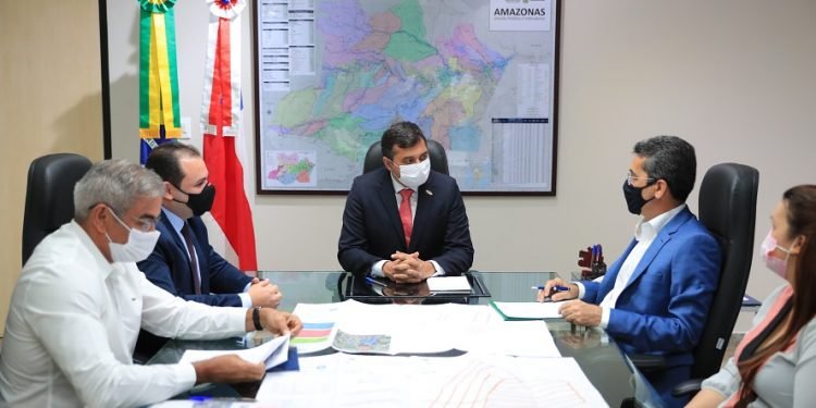 Wilson Lima anuncia investimento de mais de R$ 17 milhões para melhoria do sistema viário de Manicoré