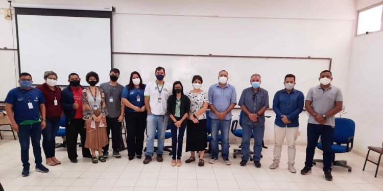 Sedecti reúne gestores em Itacoatiara e articula colaboração para Rede Rhisa