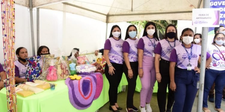 Sejusc leva ações da rede de proteção à mulher ao município de Tefé