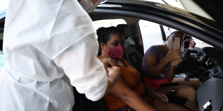 Vacina Amazonas: Equipes da SES-AM preparam postos para mutirão de segunda dose em Manaus