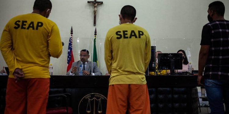 Autores de um triplo homicídio ocorrido no bairro Armando Mendes, em 2018, são condenados a mais de 200 anos de prisão em regime fechado