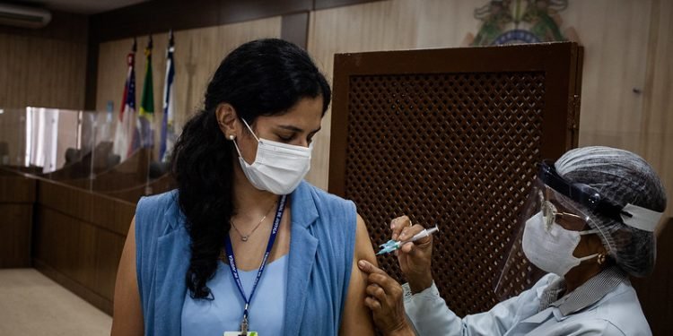 TJAM inicia campanha interna de vacinação contra a H1N1