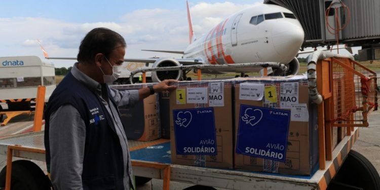 Governo do Amazonas recebe mais 83.700 doses de vacinas contra Covid-19