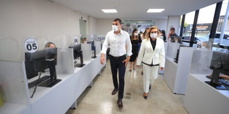 Governador Wilson Lima destaca crescimento de 52% no número de abertura de novas empresas no Amazonas