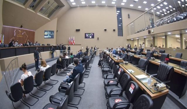 Deputados aprovam regulamentação do transporte hidroviário intermunicipal de passageiros