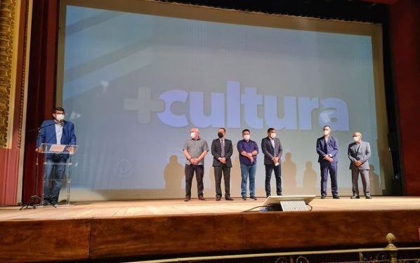 Wallace destaca importância do fomento a cultura durante lançamento do Programa + Cultura