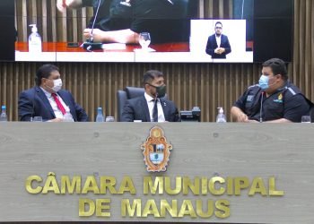 Assis preside audiência pública sobre desperdícios de alimentos em feiras de Manaus