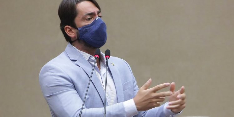 Em Brasília, Diego Afonso busca apoio da bancada amazonense para retomada da economia