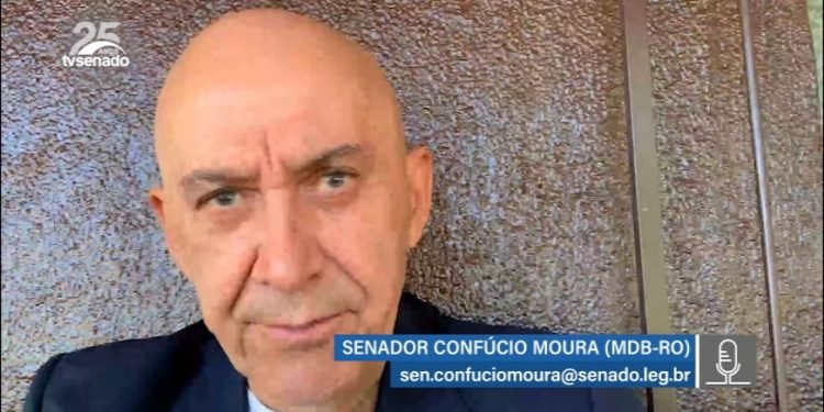 Vídeo: Campus da Universidade Federal de Rondônia está subaproveitado, diz senador Confúcio Moura