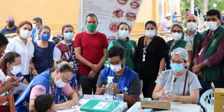 Daniel participa de ação alusiva ao Dia Nacional de Luta da População em Situação de Rua