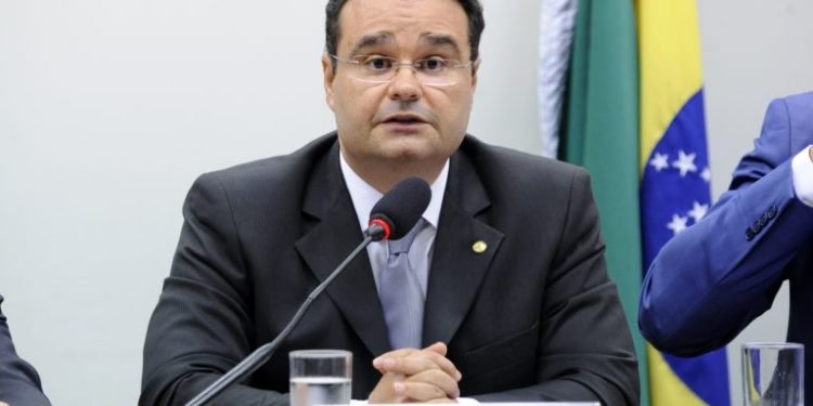 Comissão aprova proposta que transfere de 2022 para 2032 a revisão da Lei de Cotas