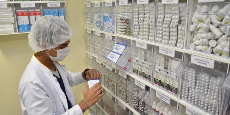 Oncologistas defendem derrubada do veto à ampliação de quimioterapia oral nos planos de saúde