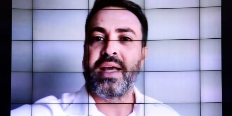 CCJ aprova proposta que estabelece pagamento antecipado de transporte a oficiais de justiça