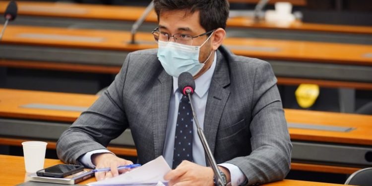 CCJ aprova padronização de diários oficiais