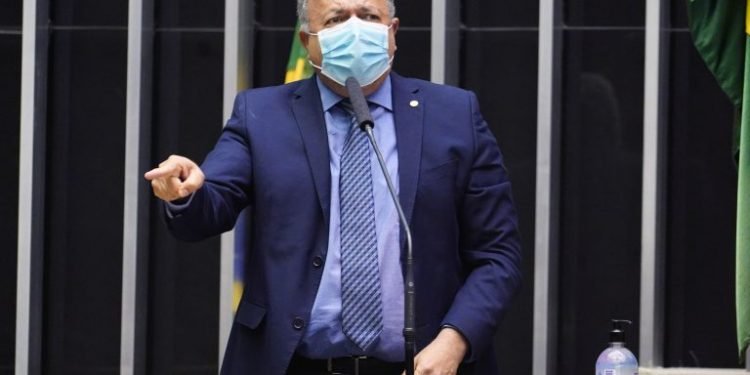 Comissão aprova pensão para filhos afastados de pais com hanseníase antes de 1986