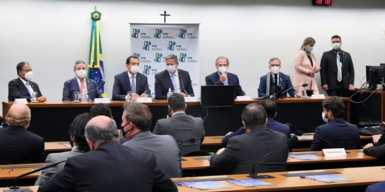 Lira defende integração entre setor produtivo e Legislativo