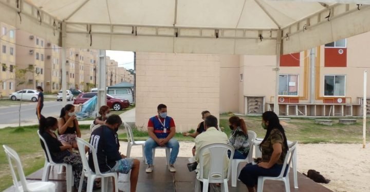 Moradores do Cidadão Manauara 2 recebem serviços do plano social da Prefeitura de Manaus
