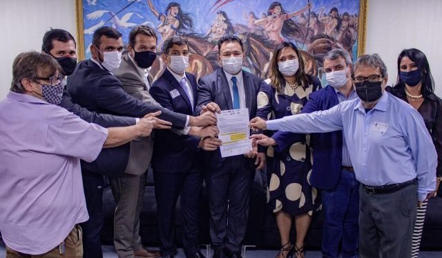 Deputado Tony Medeiros recebe pedido do trade turístico para que FTI seja aplicado no setor