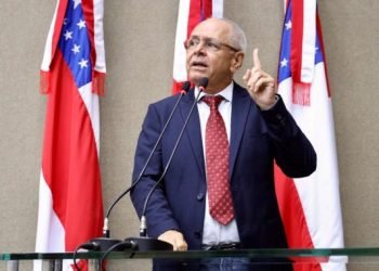 Deputado Angelus Figueira sobe o tom em defesa dos recursos hídricos do Amazonas