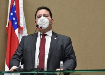 Wilker assina criação da CPI da Amazonas Energia, e sugere emenda para investigar responsável por aumento na conta