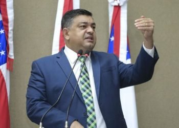 Dermilson Chagas diz que governador endivida o Estado sem que aplicação dos recursos seja justificada