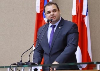 Deputado Roberto Cidade anuncia membros da CPI da Amazonas Energia