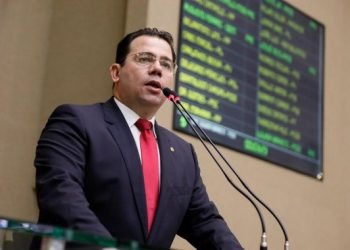 PL de Wilker que prevê multa para agentes públicos que desviarem recursos da pandemia é aprovada pela Aleam