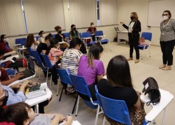 Assembleia do Amazonas troca experiências com Assembleia de Roraima pela segunda vez em 2021