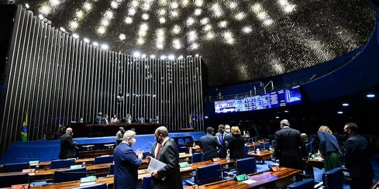 Senado volta a analisar mudança na regra das ‘sobras’ eleitorais
