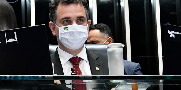 Pacheco saúda manifesto de personalidades de Minas Gerais em defesa da democracia