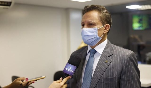 Adjuto Afonso destaca os 48 anos de atuação da Ong Asas do Socorro nas comunidades do Sul do Amazonas