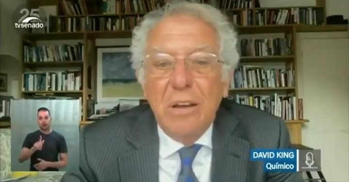 Vídeo: Químico David King alerta para aumento de emissões de gases de efeito estufa