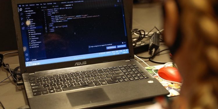 Prefeitura regulamenta lei que cria Polo Digital de Manaus no centro histórico