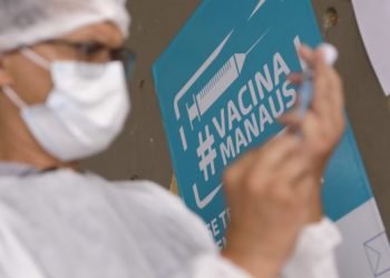 Pontos estratégicos e unidades de saúde da prefeitura vacinarão contra a Covid-19 nesta quarta