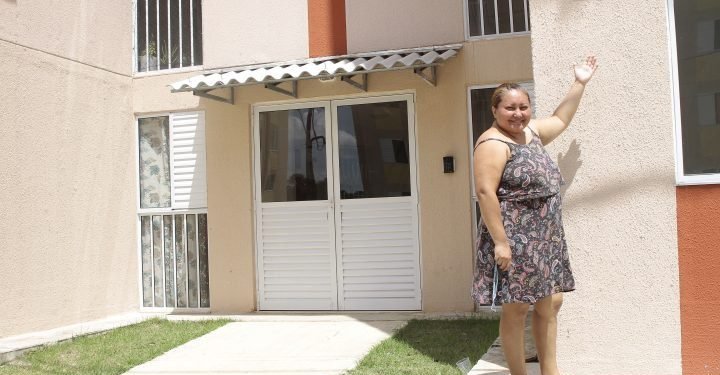 “Eu nunca perdi a fé”, destaca dona de casa contemplada com moradia popular do residencial Cidadão Manauara 2