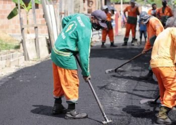 Prefeitura intensifica revitalização da comunidade das Garças, no Novo Aleixo