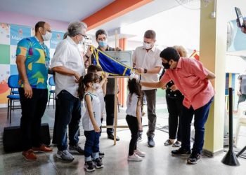 Vice-prefeito Marcos Rotta reinaugura Cmei Graziela Ribeiro, no Alvorada