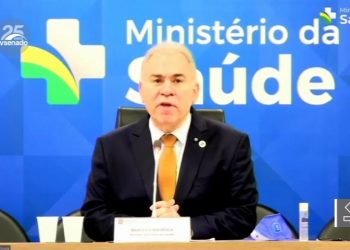 Vídeo: Ministro da Saúde defende terceira dose da vacina contra covid-19