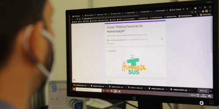 SES-AM oferece curso de qualificação sobre a Política Nacional de Humanização do SUS