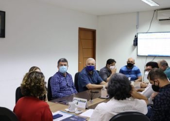 Propostas de empresas candidatas a gerir Previdência complementar são avaliadas por comissão