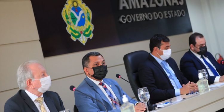 TJAM participa de reunião institucional na sede do Governo do Amazonas