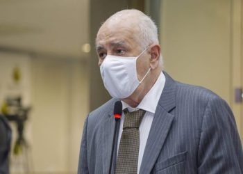 ‘Intempestiva e despropositada’, diz deputado Serafim Corrêa sobre nota da Afebras contra ZFM