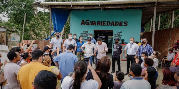 A pedido do vereador Sassá, prefeitura inicia revitalizações na comunidade da Fé em Deus