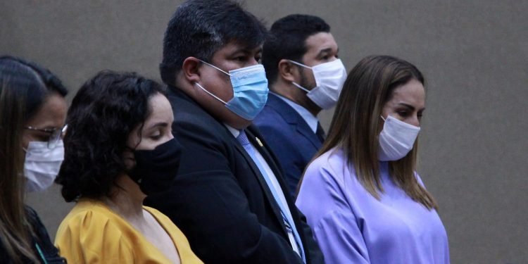 Alunos do ensino público municipal ganham reforço escolar após promulgação de Lei