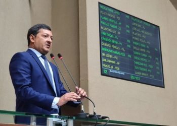 Lei de Felipe Souza garante treinamento e capacitação em primeiros socorros a pais de recém-nascidos