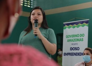 Projeto Idoso Empreendedor idealizado pela deputada Joana Darc tem serviço de cadastramento ampliado em Manaus